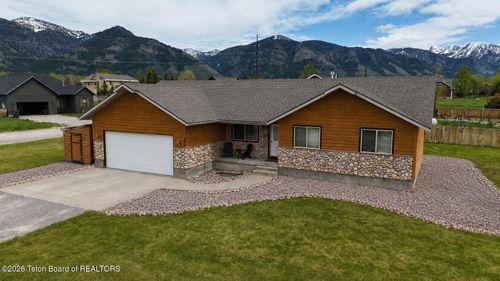 250 Brambleberry Drive, Star Valley Ranch, WY, 83127 | Card Image