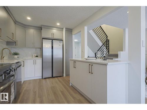 13027 34 St Nw, Edmonton, AB, T5A3K1 | Card Image