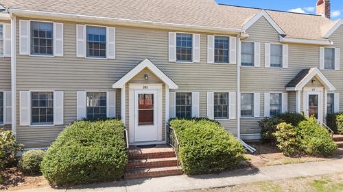 281-281 Central St, East Bridgewater, MA, 02333-2017 | Card Image