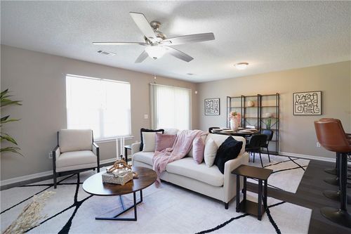 5338 Creekview Ln, Morrow, GA, 30260-4215 | Card Image