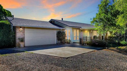7056 Madrone Ln, Browns Valley, CA, 95918-9617 | Card Image