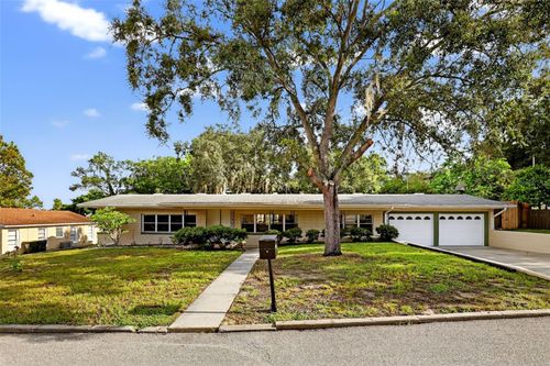 242 Carroll St, CLERMONT, FL, 34711-2310 | Card Image