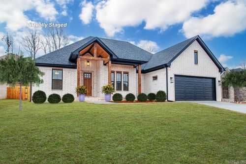 557 Valley Oak Dr, Sherwood, AR, 72120-3216 | Card Image