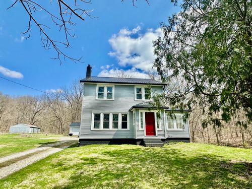 749 S River Rd, Covington, IN, 47932-8058 | Card Image