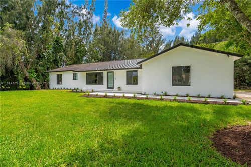 5311 Sw 196th Ln, Southwest Ranches, FL, 33332-1113 | Card Image
