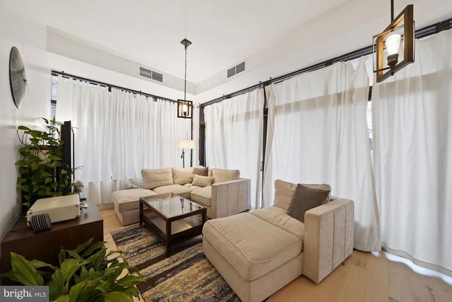 APT-131 - 1530 Key Blvd, Condo with 2 bedrooms, 1 bathrooms and null parking in ARLINGTON VA | Image 6