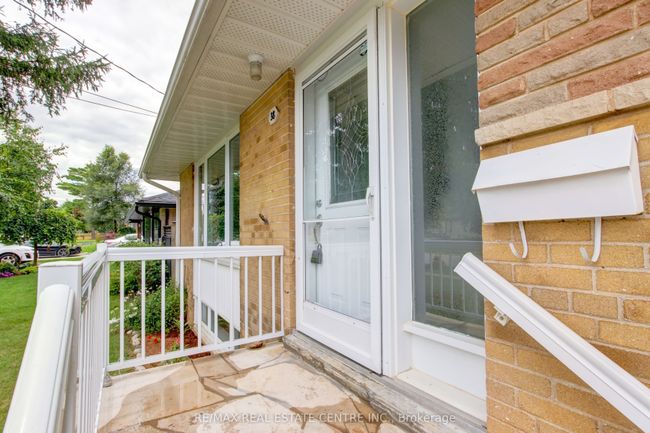38 Weber Dr, House other with 4 bedrooms, 2 bathrooms and 5 parking in Georgetown ON | Image 6