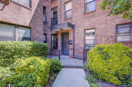 3a-215-40 47th Ave, Bayside, NY, 11361-3473 | Card Image