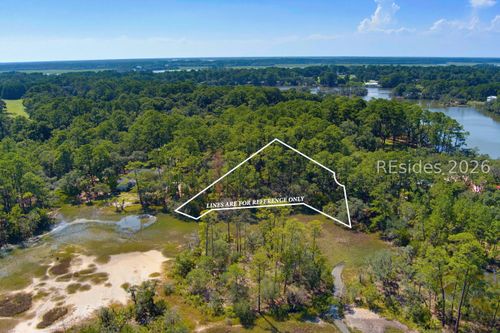 2 Lake Point Dr, Lady's Island, SC, 29907-1186 | Card Image