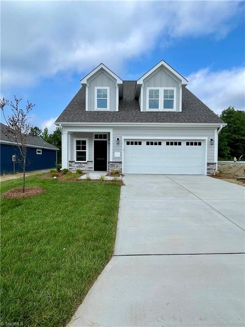 3419 Willowcrest St, High Point, NC, 27265-1874 | Card Image