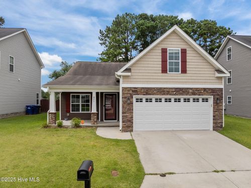 821 Jade Ln, Winterville, NC, 28590-8045 | Card Image