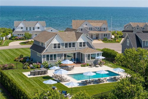 1048 Ocean Road Road, Narragansett, RI, 02882 | Card Image
