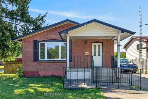 10 Tracey Rd, St Catharines, ON, L2N6P9 | Card Image
