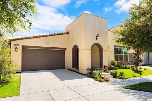 2632 E Mabel Ln, Ontario, CA, 91762-7509 | Card Image
