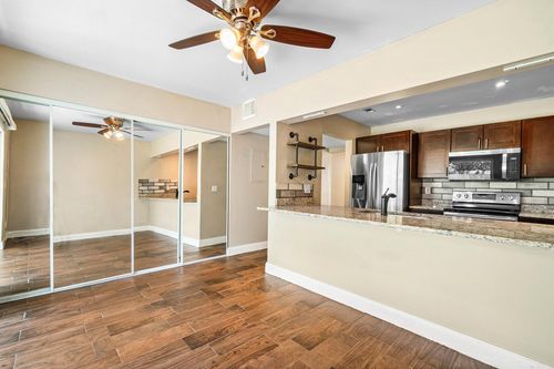 apt-e-5090 Elmhurst Rd, West Palm Beach, FL, 33417-4566 | Card Image