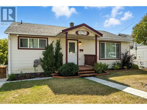 643 Pinchbeck St, Williams Lake, BC, V2G1E6 | Card Image