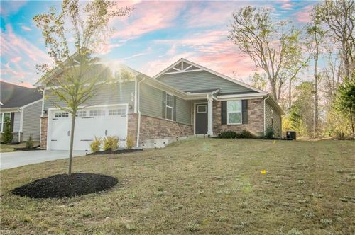 107 Annabelle Powell Pkwy, Williamsburg, VA, 23185-3698 | Card Image