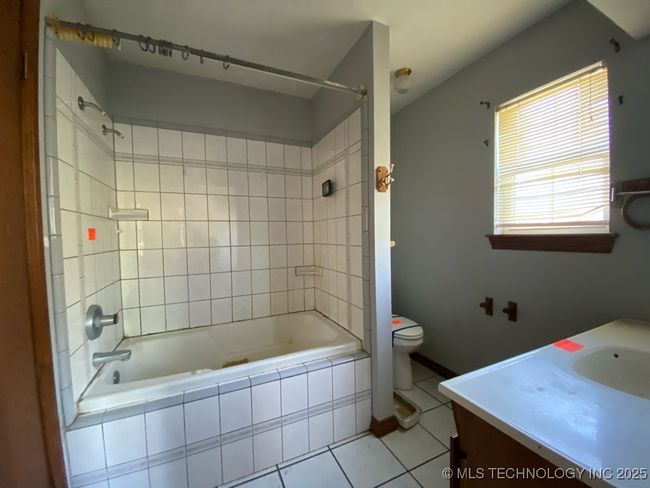 911 S 6 Th St, House other with 3 bedrooms, 3 bathrooms and null parking in Ponca City OK | Image 11