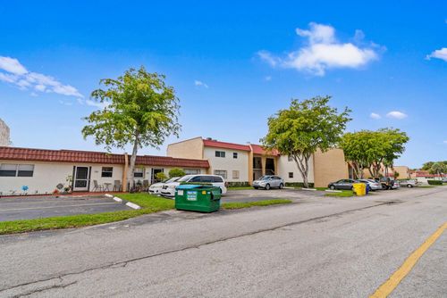 132 Lake Carol Drive, West Palm Beach, FL, 33411 | Card Image