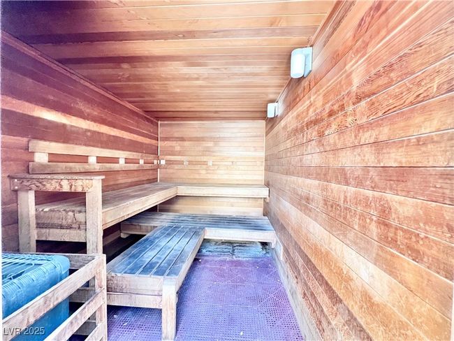 sauna room | Image 23
