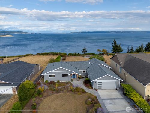1406 Bonnie View Acres Rd, Oak Harbor, WA, 98277-8440 | Card Image