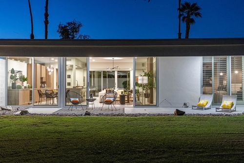 172 Desert Lakes Dr, Palm Springs, CA, 92264-5504 | Card Image