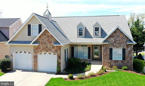 813 Chelsea Dr, WINCHESTER, VA, 22601-6382 | Card Image