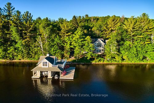 624 Muskoka Rd 10, Port Sydney, ON, P0B1L0 | Card Image