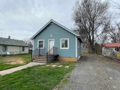 427 N 11th St, Payette, ID, 83661-2437 | Card Image