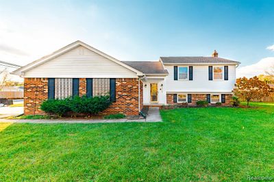 9330 Clippert Street, Home with 4 bedrooms, 2 bathrooms and null parking in Taylor MI | Image 1