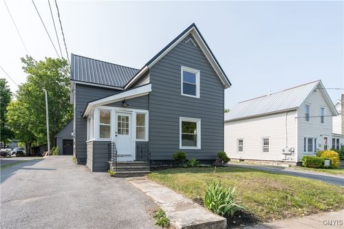 517 New York Ave, Watertown, NY, 13601-1114 | Card Image