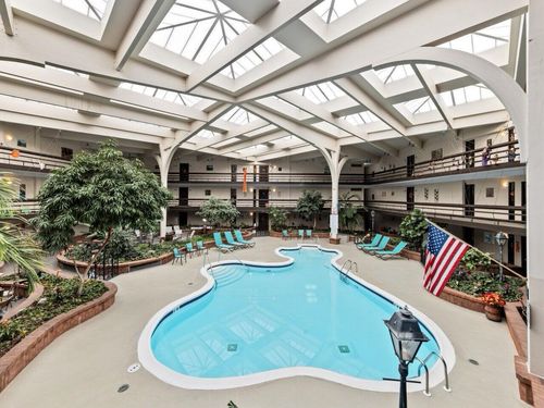 111-5200 S Tuckaway Boulevard, Greenfield, WI, 53221 | Card Image