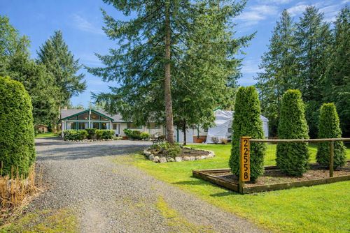 22558 Old Yale Rd, Langley, BC, V2Z2V4 | Card Image