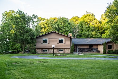 2564 Rustling Brook Lane, Beavercreek, OH, 45434 | Card Image