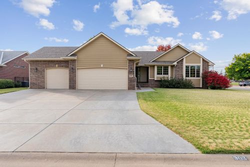 303 Evergreen Ct, Cheney, KS, 67025 | Card Image