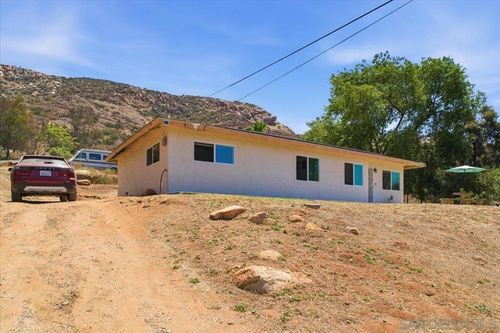 11305 7 Rocky Ln, Lakeside, CA, 92040 | Card Image
