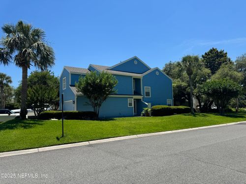 200 Spindrift Ln, Neptune Beach, FL, 32266-3268 | Card Image