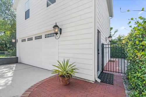 1812 N Westmoreland Dr, ORLANDO, FL, 32804-5738 | Card Image