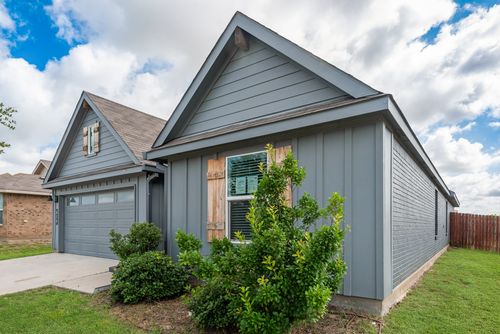 820 Lakeview Dr, Alvarado, TX, 76009-2661 | Card Image