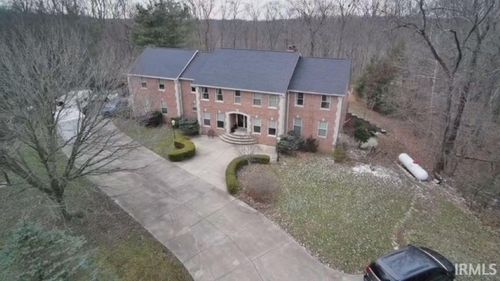 8318 S Ashley Ave, Bloomington, IN, 47401-8900 | Card Image