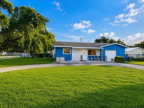 6145 Hayes St, Hollywood, FL, 33024-6025 | Card Image