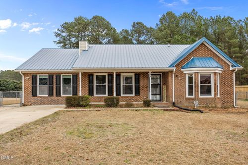 306 Wapiti Dr, Spring Lake, NC, 28390-1559 | Card Image