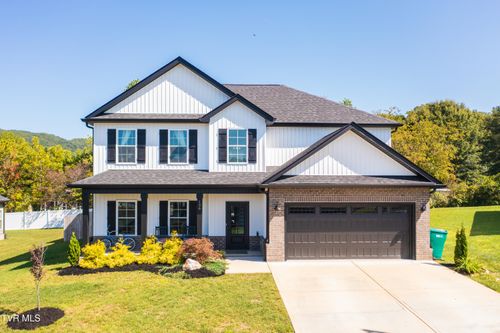 126 Ervin Loop, Erwin, TN, 37650-2300 | Card Image