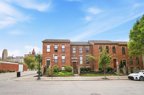 407 Elizabeth St, Cincinnati, OH, 45215 | Card Image