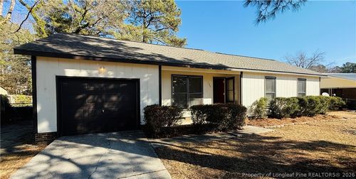 129 Deerfield Dr, Spring Lake, NC, 28390-1550 | Card Image