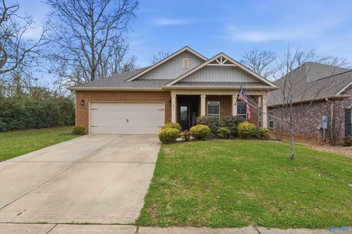 264 Falcon Ridge Dr, New Market, AL, 35761-7762 | Card Image