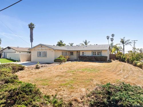 5198 Providence Rd, San Diego, CA, 92117-1944 | Card Image