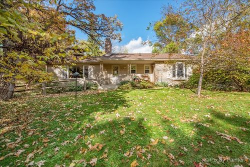 612 3 Oaks Rd, Cary, IL, 60013-2377 | Card Image