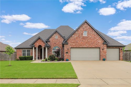 116 Sussex Ave, Lowell, AR, 72745-8894 | Card Image