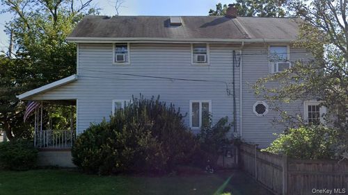 76 Driving Park Ave, Lynbrook, NY, 11563-1936 | Card Image